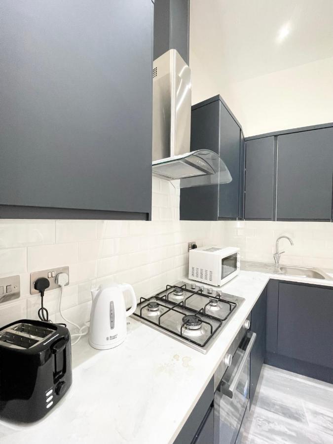 Lovely 4 Bed Apartment Perfect For Families! Londres Extérieur photo